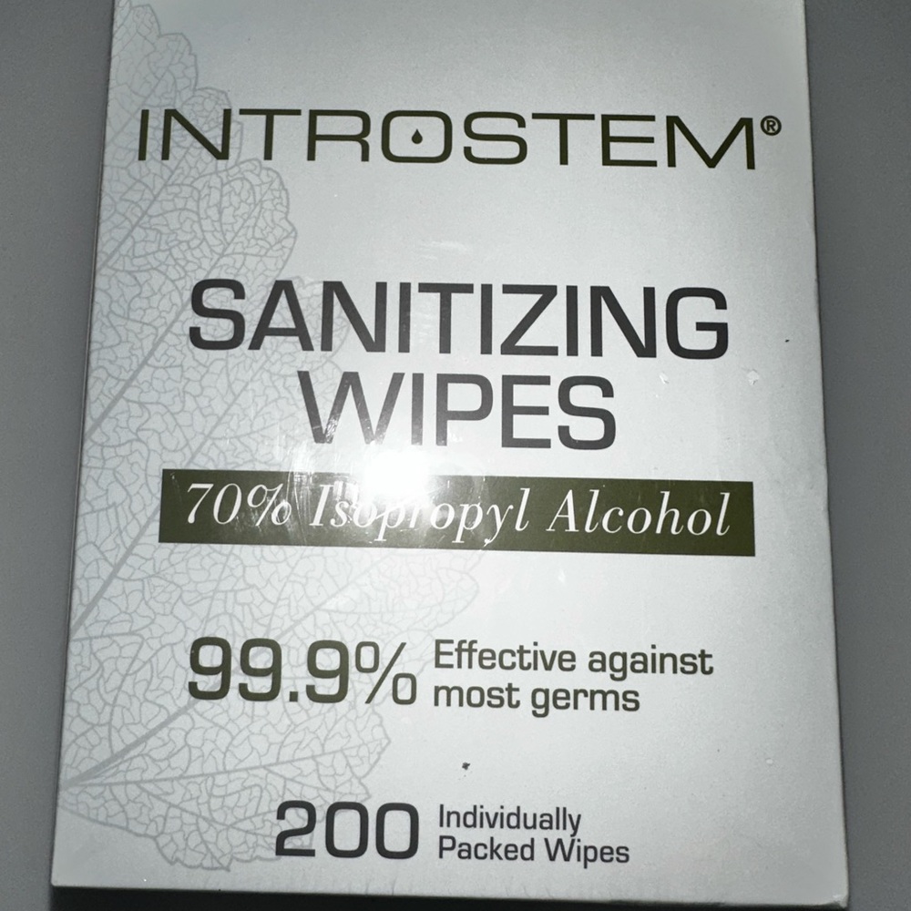 Introstem Sanitizing Wipes 200ct
